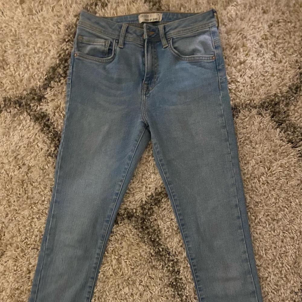 Forever 21 Push-up Jeans